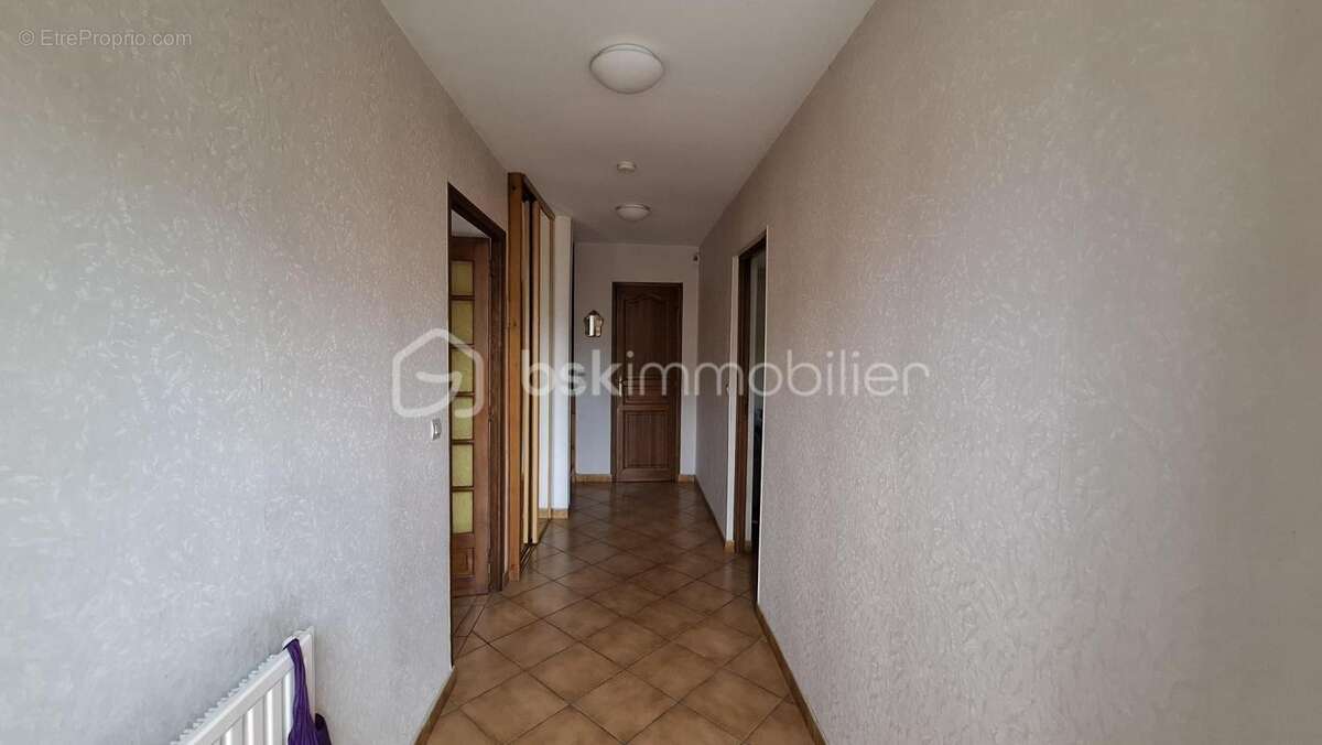 Maison à MEREVILLE
