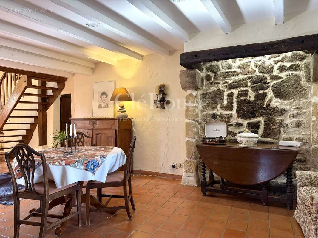 Maison à EYMET