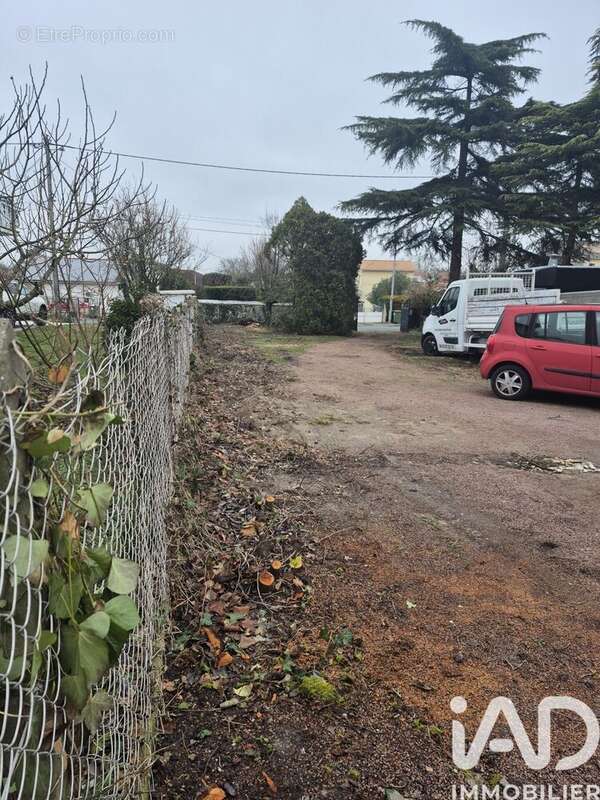 Photo 3 - Terrain à BASSENS