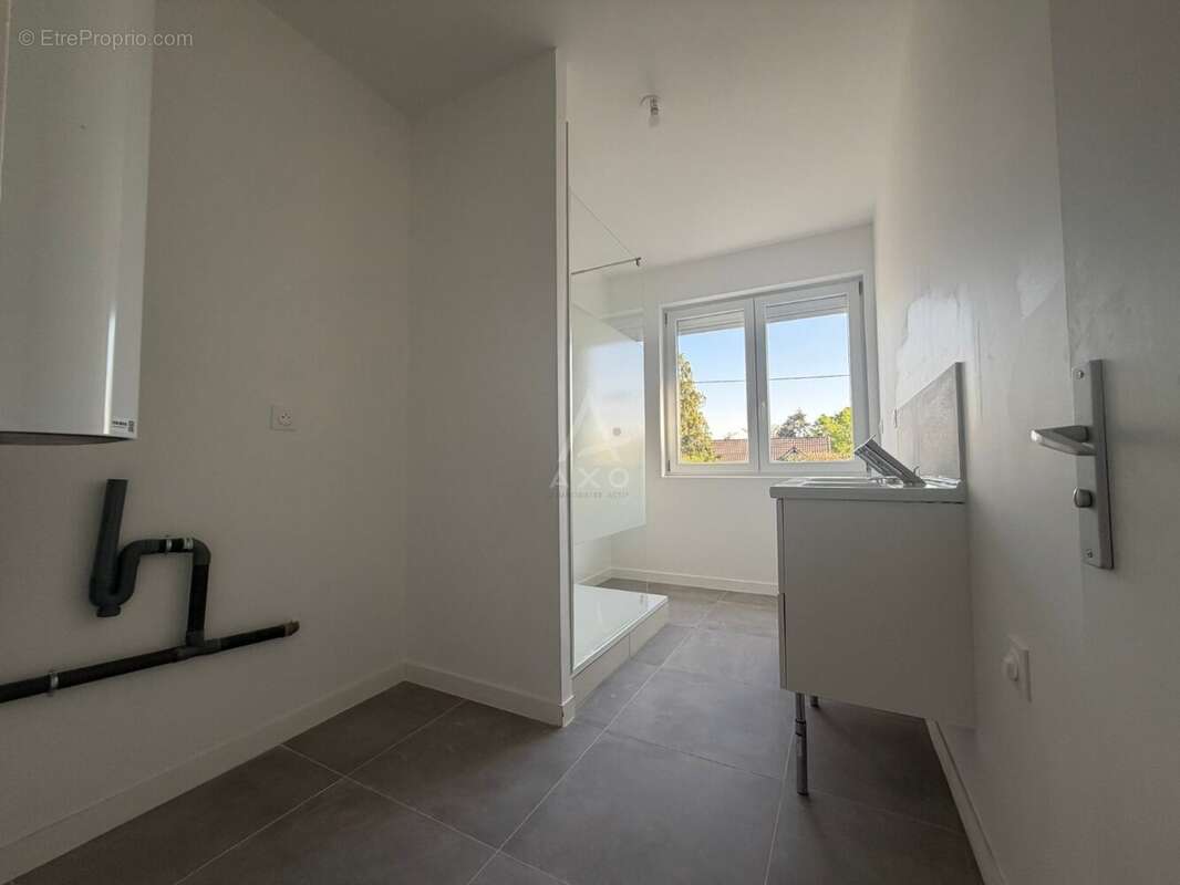 Appartement à BOUGUENAIS