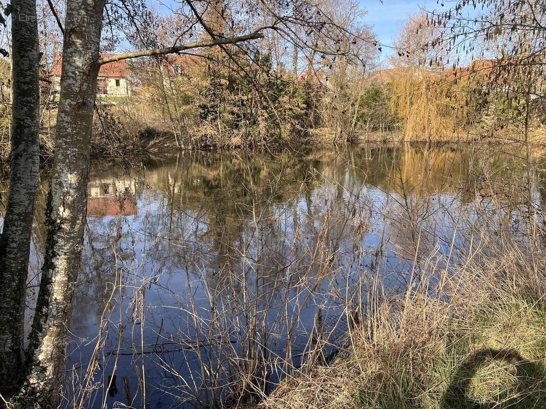 Maison à SAINT-CHERON