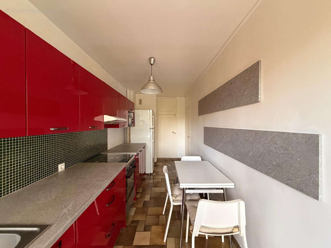 Tres beau quatre pieces refait a neuf - mennecy - - photo 6