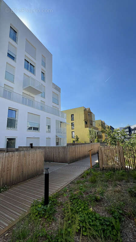 Appartement à STAINS