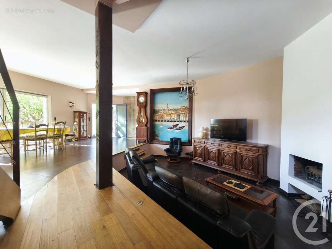 Maison à SAINTE-AGNES