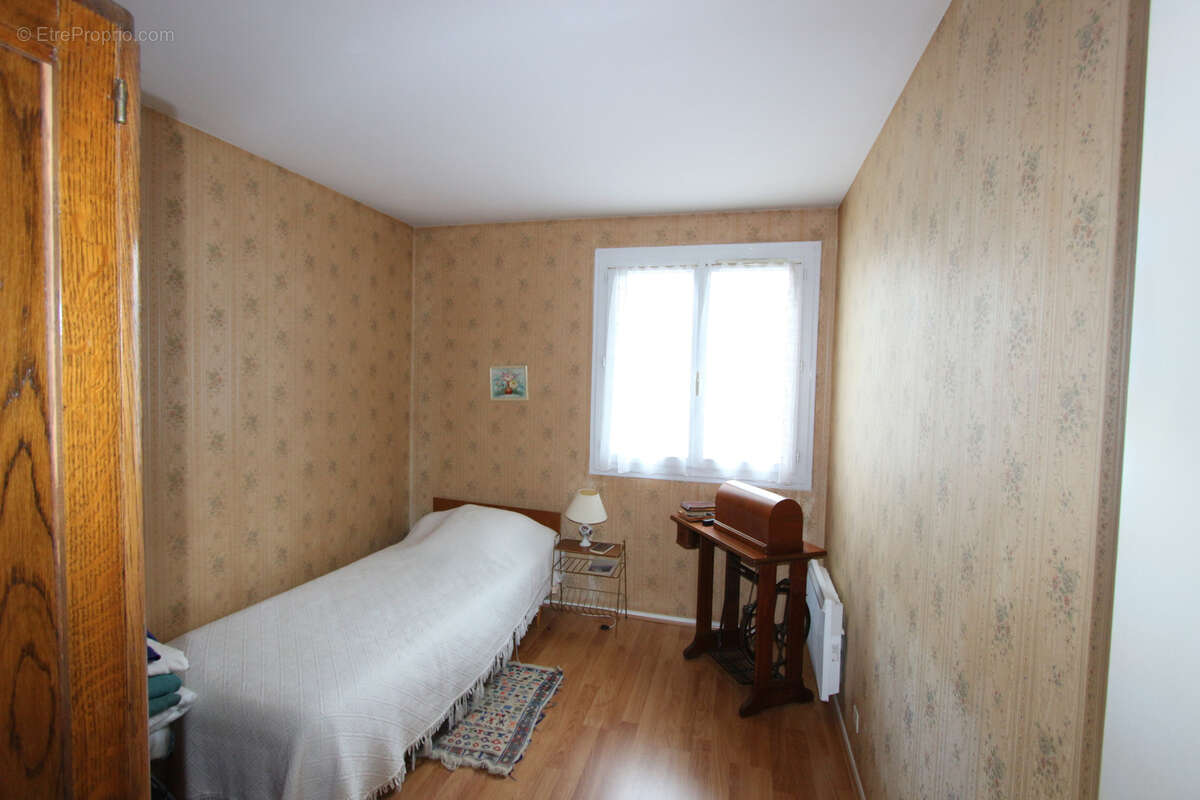 Appartement à VARENNES-VAUZELLES