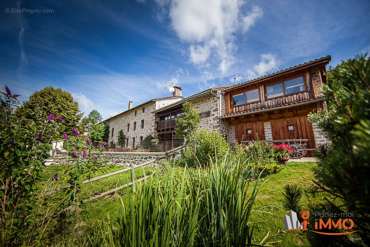 Maison à SAINT-ANTHEME