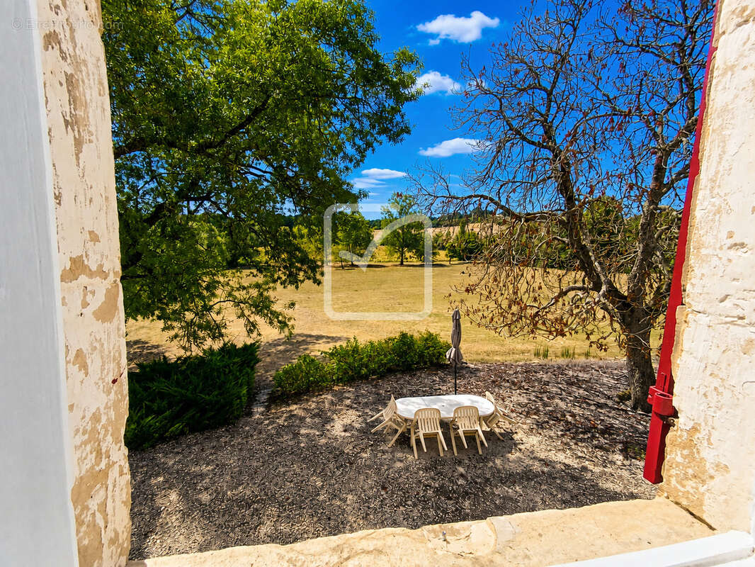 Maison T5 avec piscine, 4 chambres - étang - dépendances et plus de 2,14 hectares de terrain - Un cadre de vie - photo 12