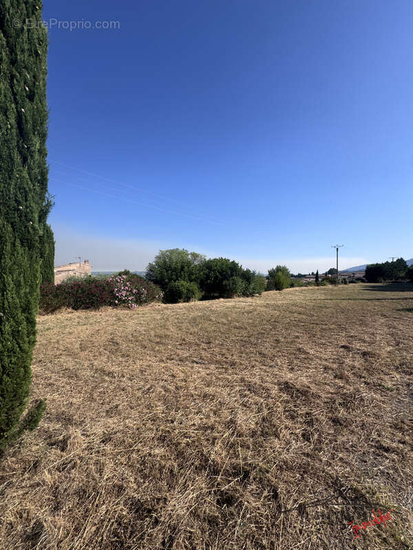 Rare à la vente   Terrain à bâtir dans un cadre privilégié - photo 2