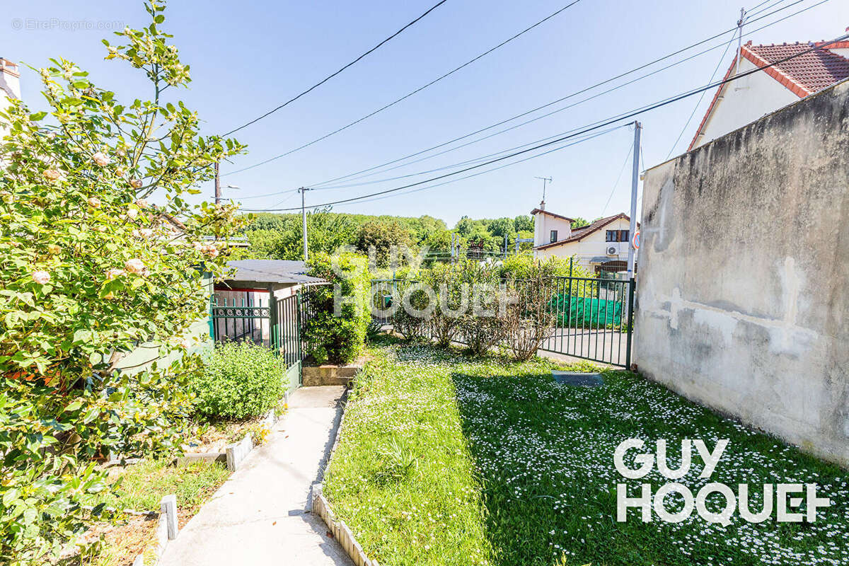 Maison à ATHIS-MONS