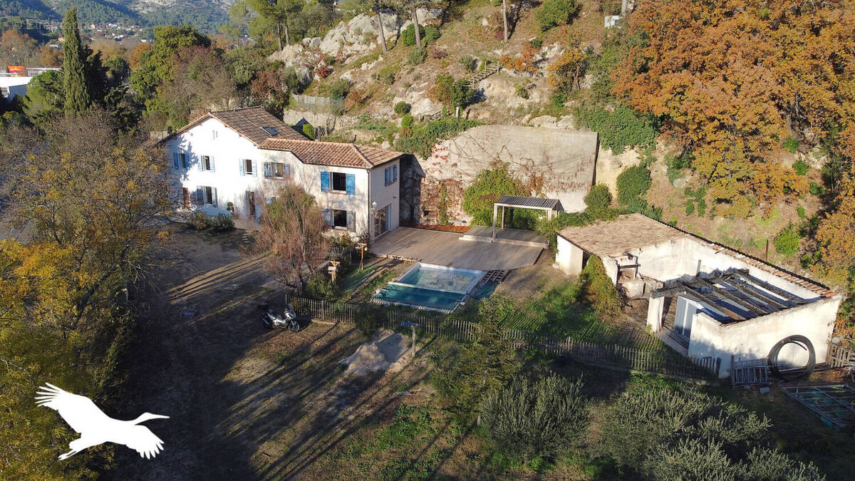 Maison à ROQUEVAIRE