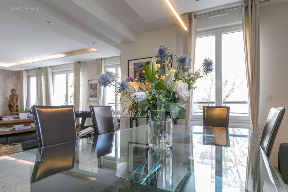 Appartement à NOGENT-SUR-MARNE