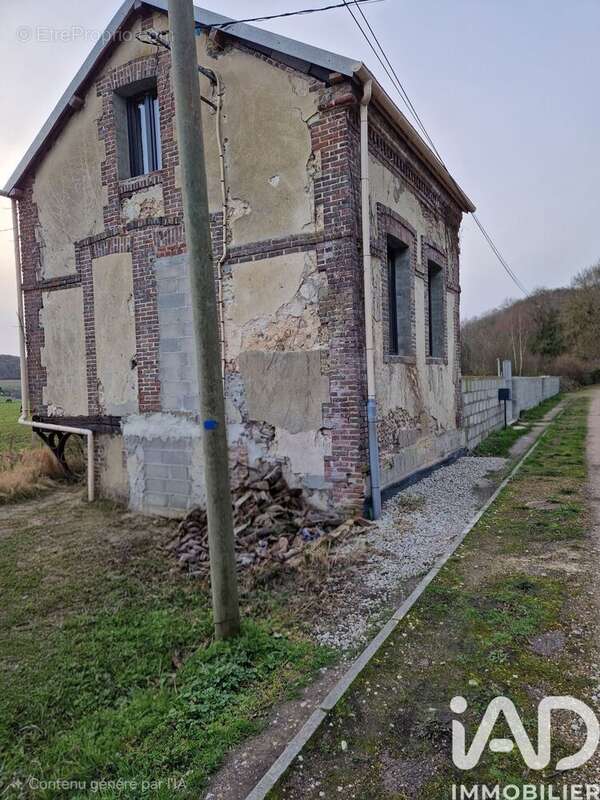 Maison 70 m² à Saint-Martin-De-Bienfaite-La-Cressonniere  - photo 8