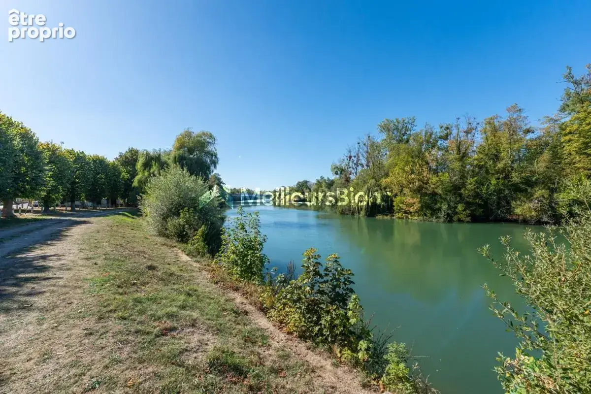 Photo Maison à Germigny-L'eveque au prix de 450 000€