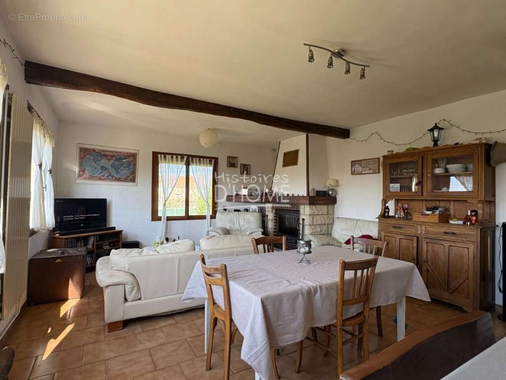 Maison à ROZAY-EN-BRIE