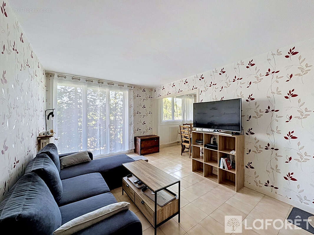 Appartement à BOURGOIN-JALLIEU