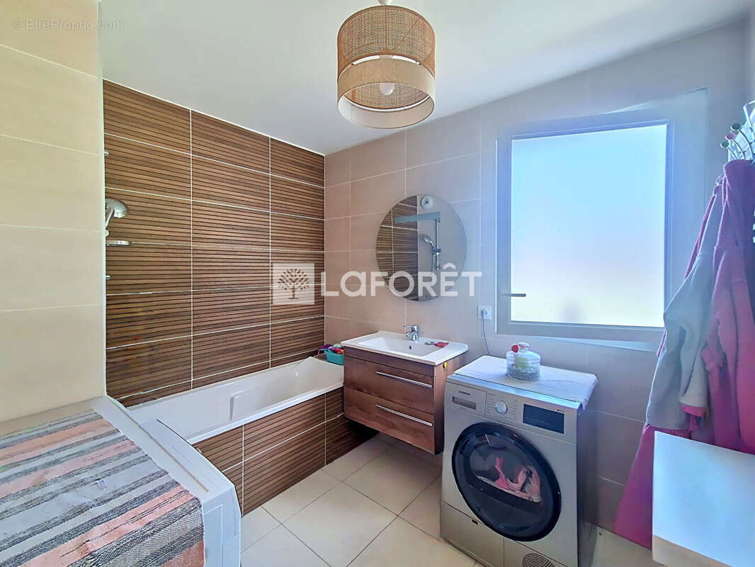 Appartement Challes Les Eaux 5 pièce(s) 102.15 m2 - photo 11