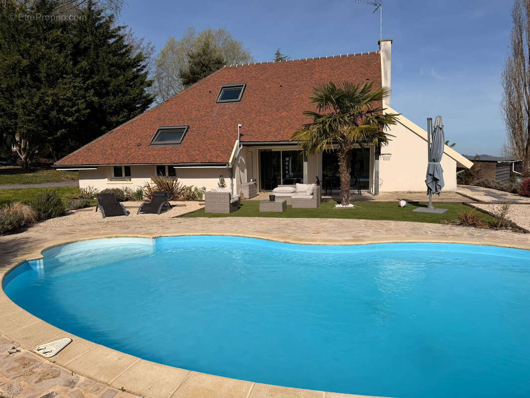 Maison à CLERMONT-FERRAND