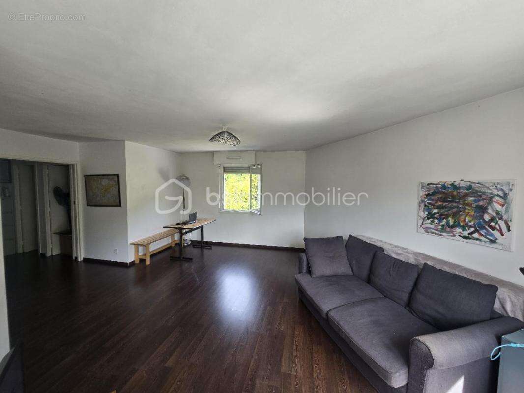 Appartement à JARRIE