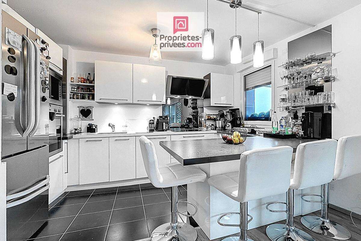 Appartement à SAINT-MARTIN-BOULOGNE