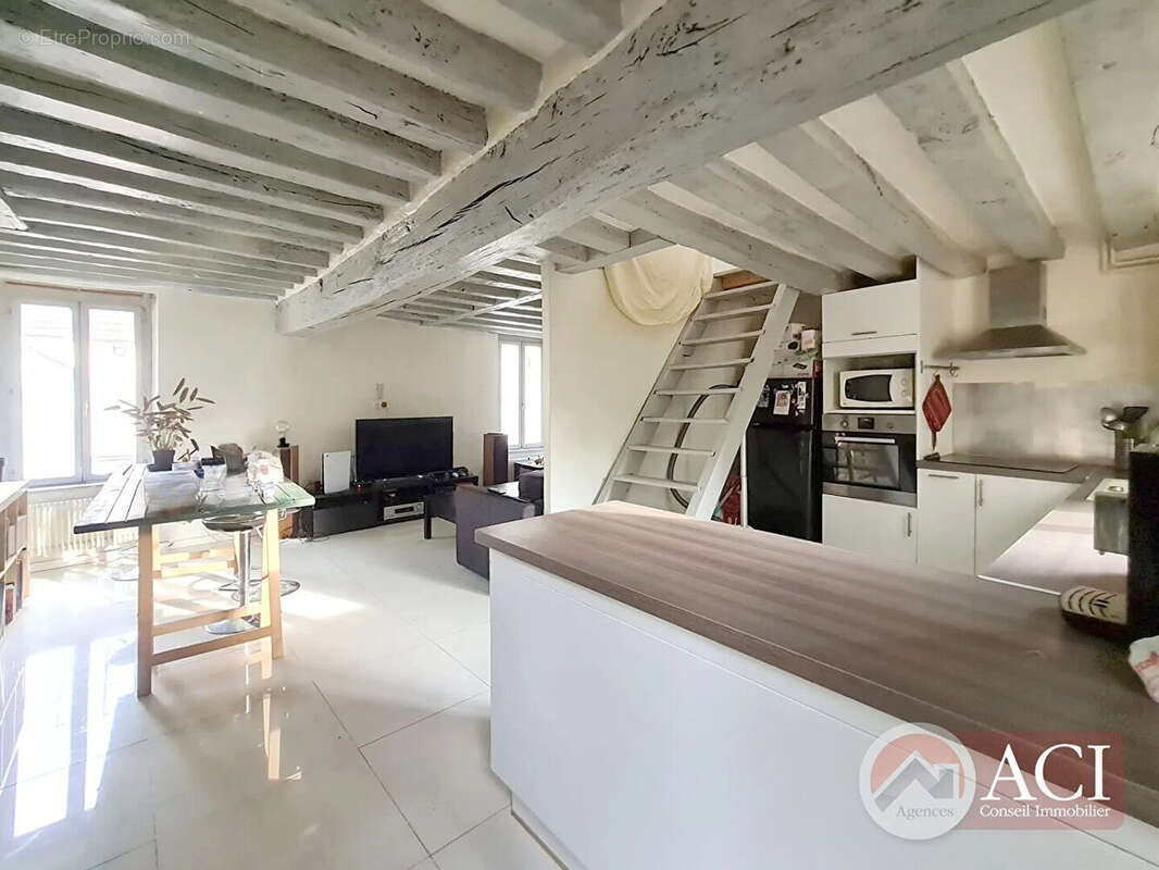 Appartement à GROSLAY