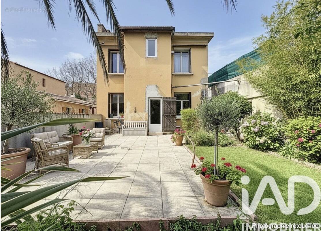 Photo 1 - Maison à MARSEILLE-13E