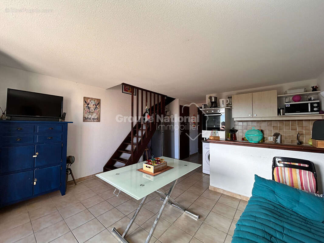 Appartement au 1er étage dans résidence avec piscine de 41.41 m² Loi carrez. - photo 7