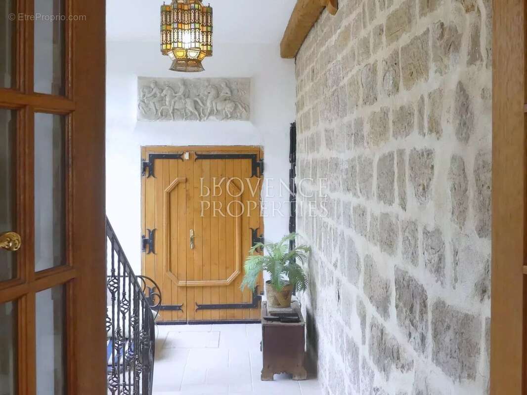 Maison à CORRENS