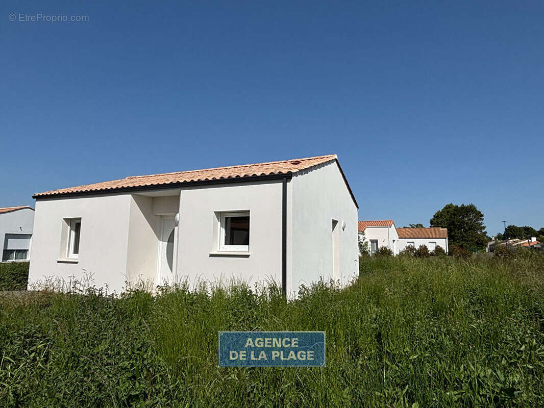 Maison à GRUES
