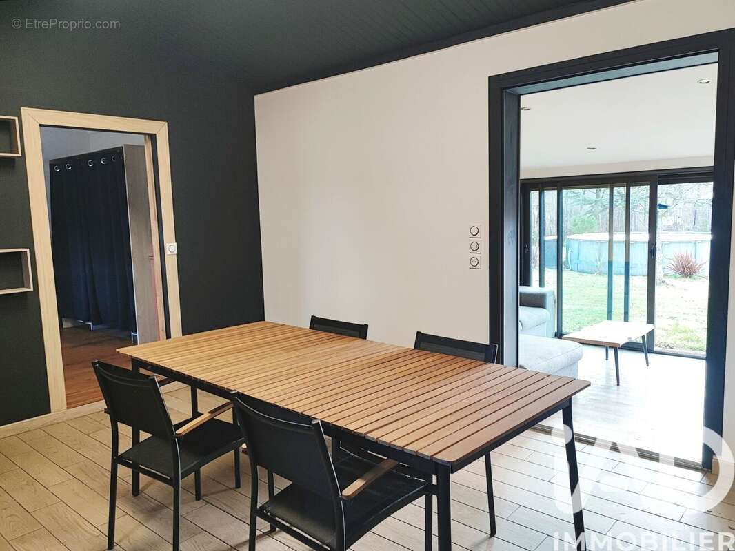 Photo 9 - Maison à LE ROUGET