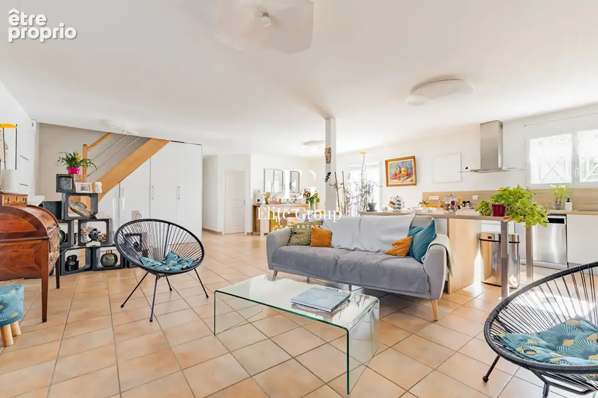 A Vendre Maison - Rochefort - 7 Chambres - 187 m² - photo 2