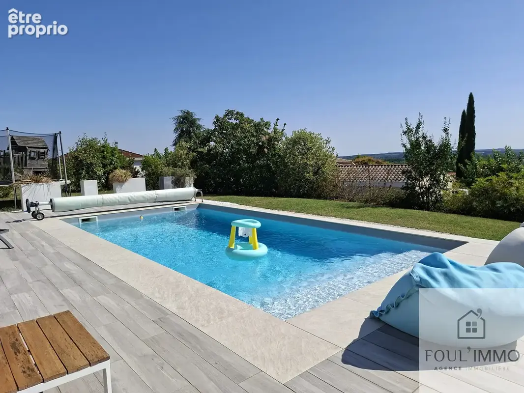 AGEN : Villa 195 m2 contemporaine avec vue dominante, piscine, espaces extérieurs aménagés - photo 19