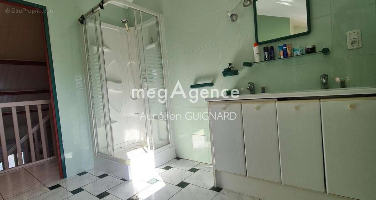 Maison à NUEIL-LES-AUBIERS