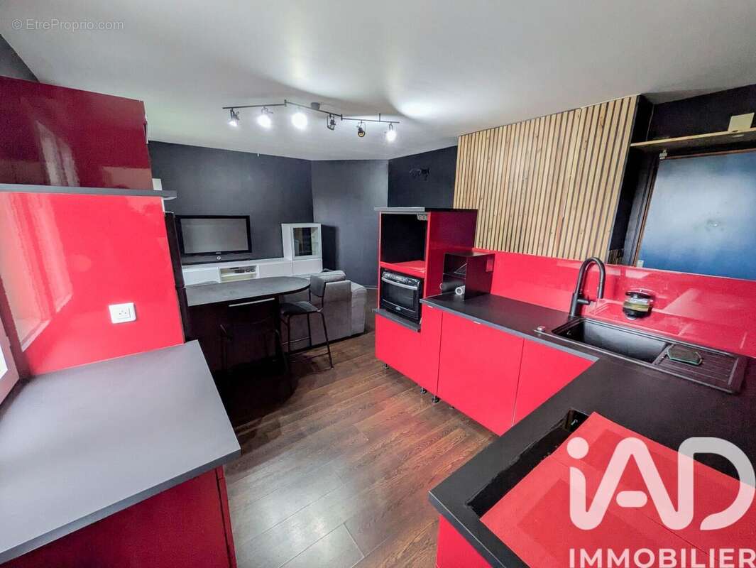 Photo 2 - Appartement à THORIGNY-SUR-MARNE