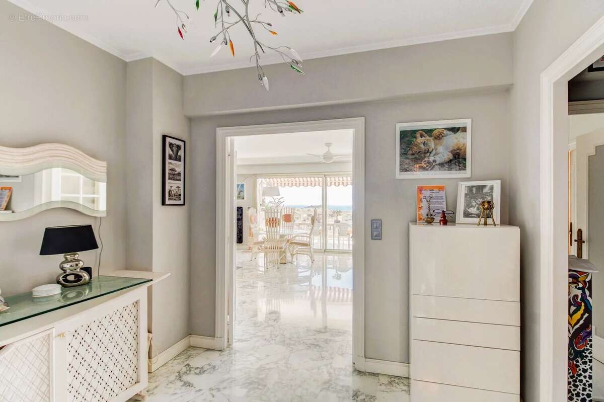 Appartement à NICE