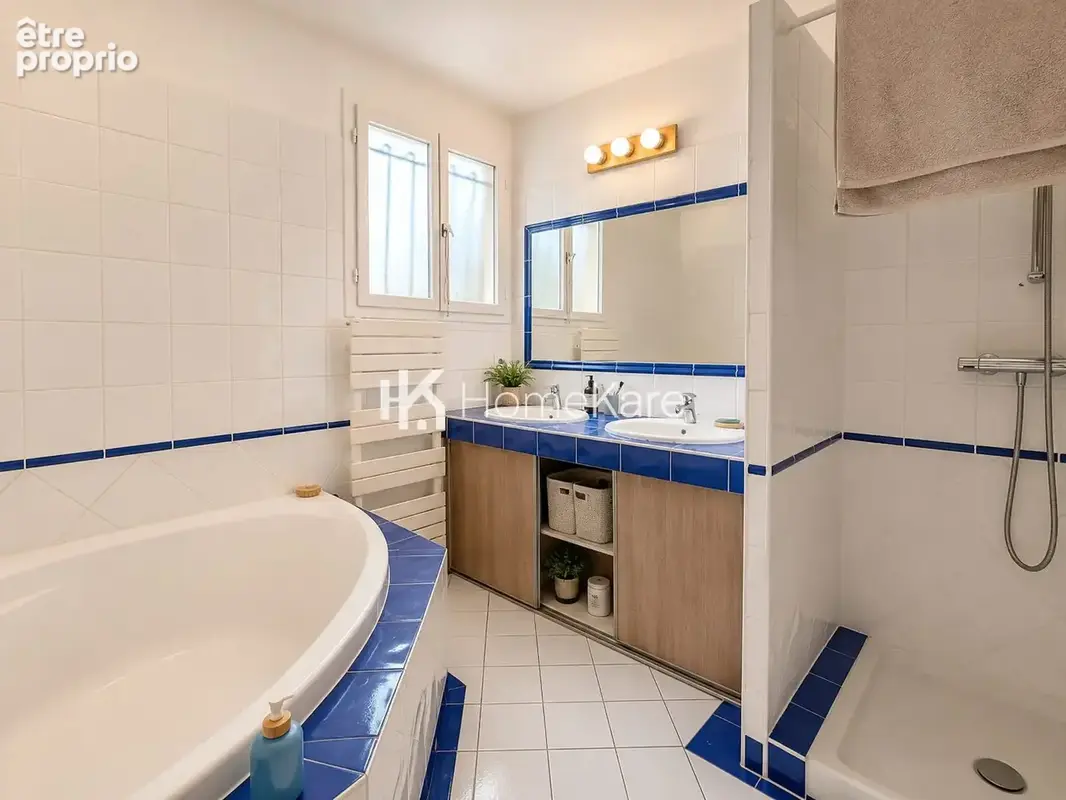Maison 130 m² à Yvrac  - photo 9