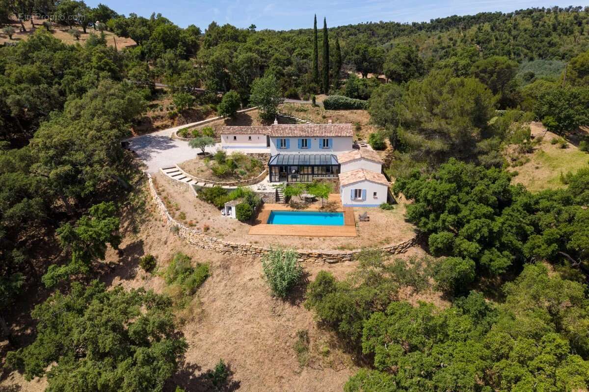 Maison à Grimaud  - photo 15