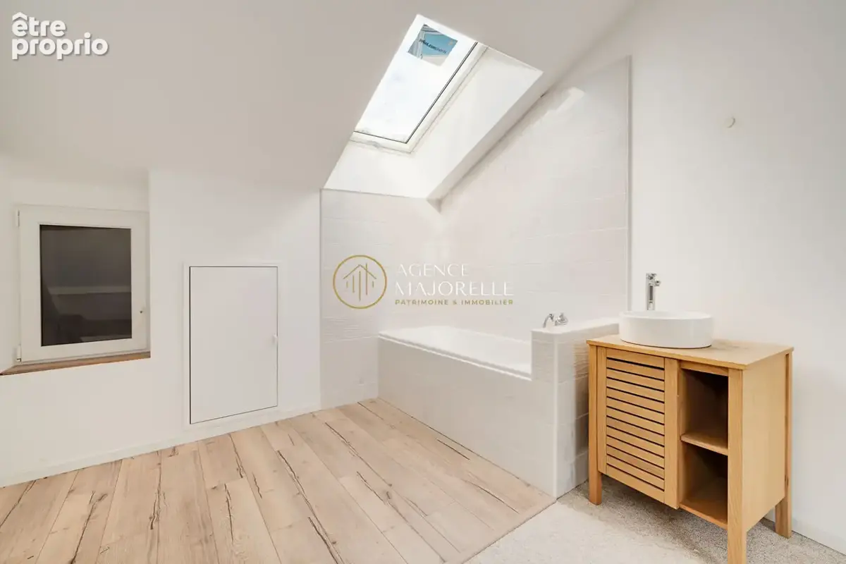 Le charme de l'ancien, le confort contemporain, le tout sans travaux ! - photo 12