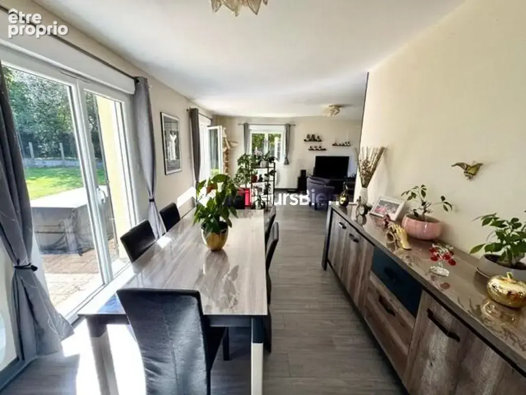 Très jolie maison 4 chambres proches commerces sans vis à vis - photo 6