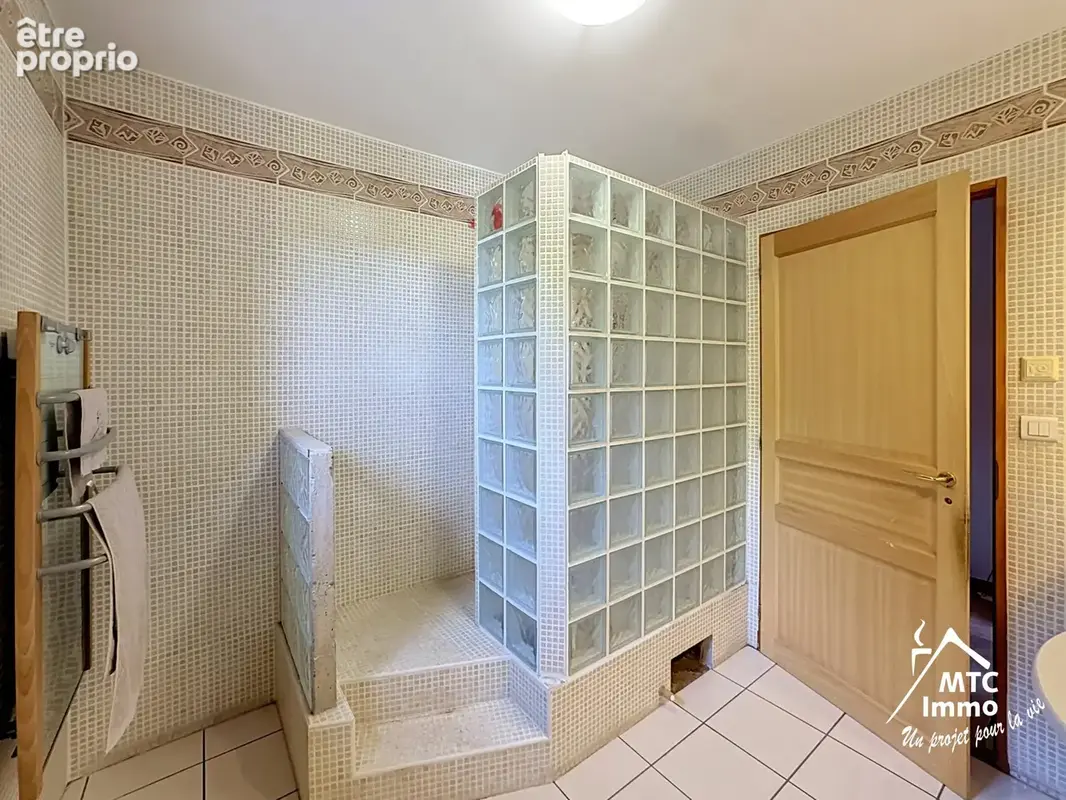 Maison 6 pièces - 211m2 - photo 13