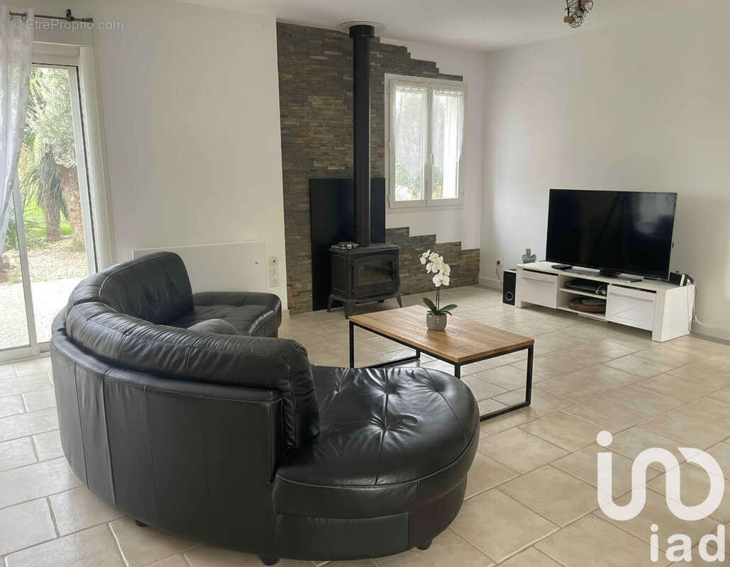 Photo 2 - Maison à LA CLISSE