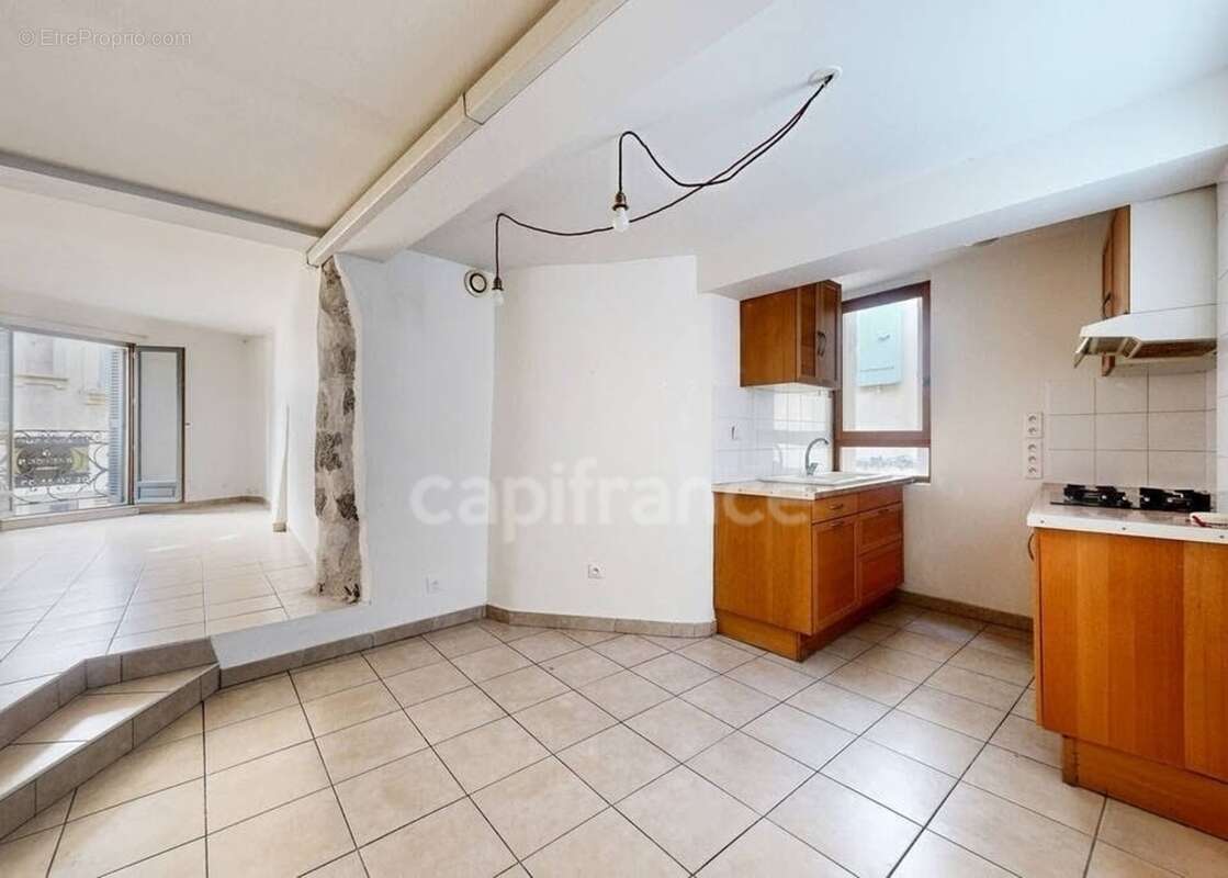 RARE - Maison de ville 76 m² - Quartier des Teinturiers - Avignon Intra-Muros - photo 5