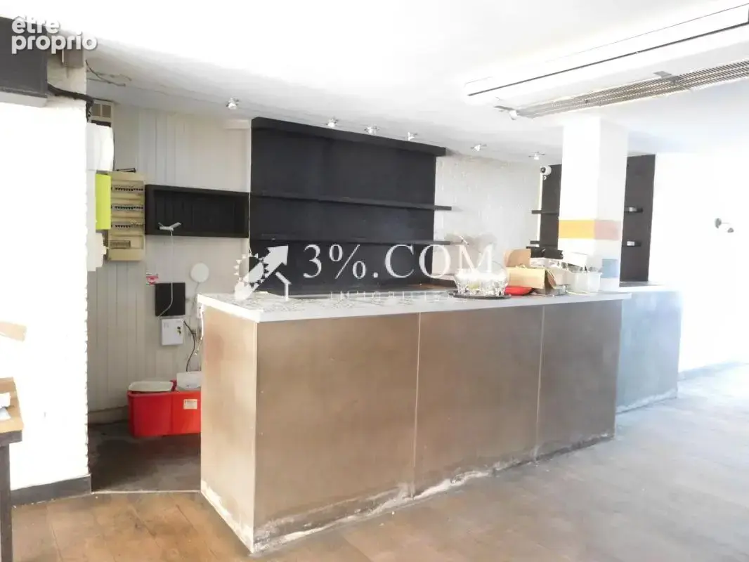 Surface commerciale de 150 M2, idéalement située ! - photo 6