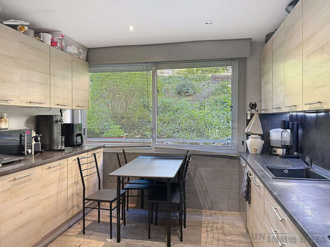 Appartement 81 m² à Nice  - photo 6