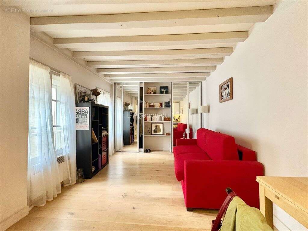 Appartement à PARIS-6E