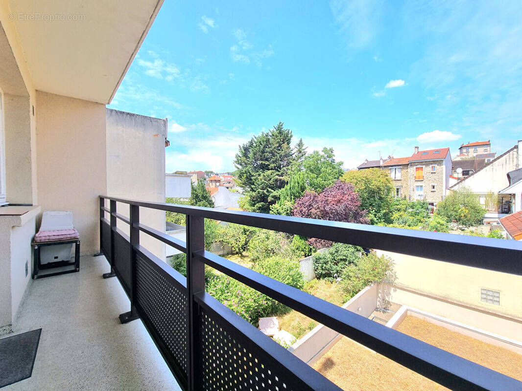 Appartement à FONTENAY-SOUS-BOIS