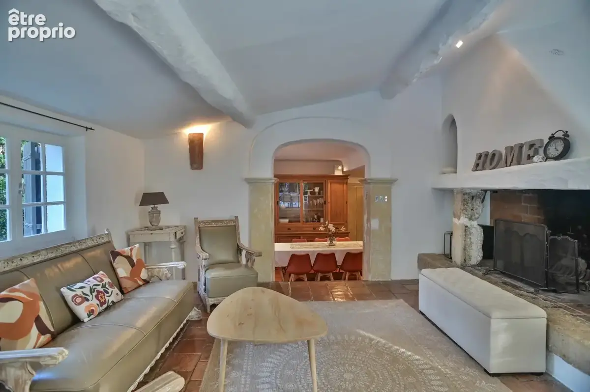 CANNES - Propriété située dans le quartier Californie - Piscine - photo 6