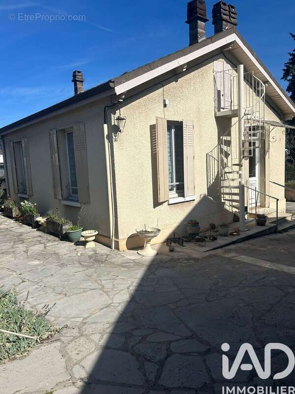 Photo 2 - Maison à SAINT-JULIEN-DU-SAULT