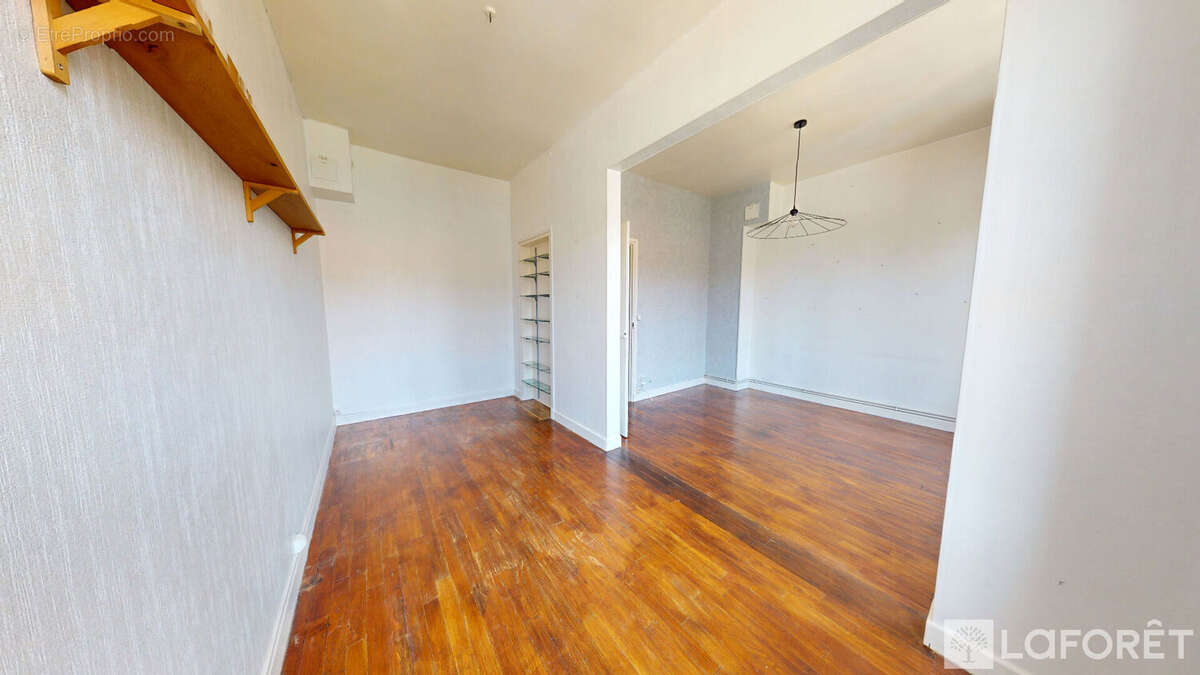 A vendre, Reims secteur Avenue de Laon 3 pièce(s) 54.05 m2 avec cave et grenier. - photo 2
