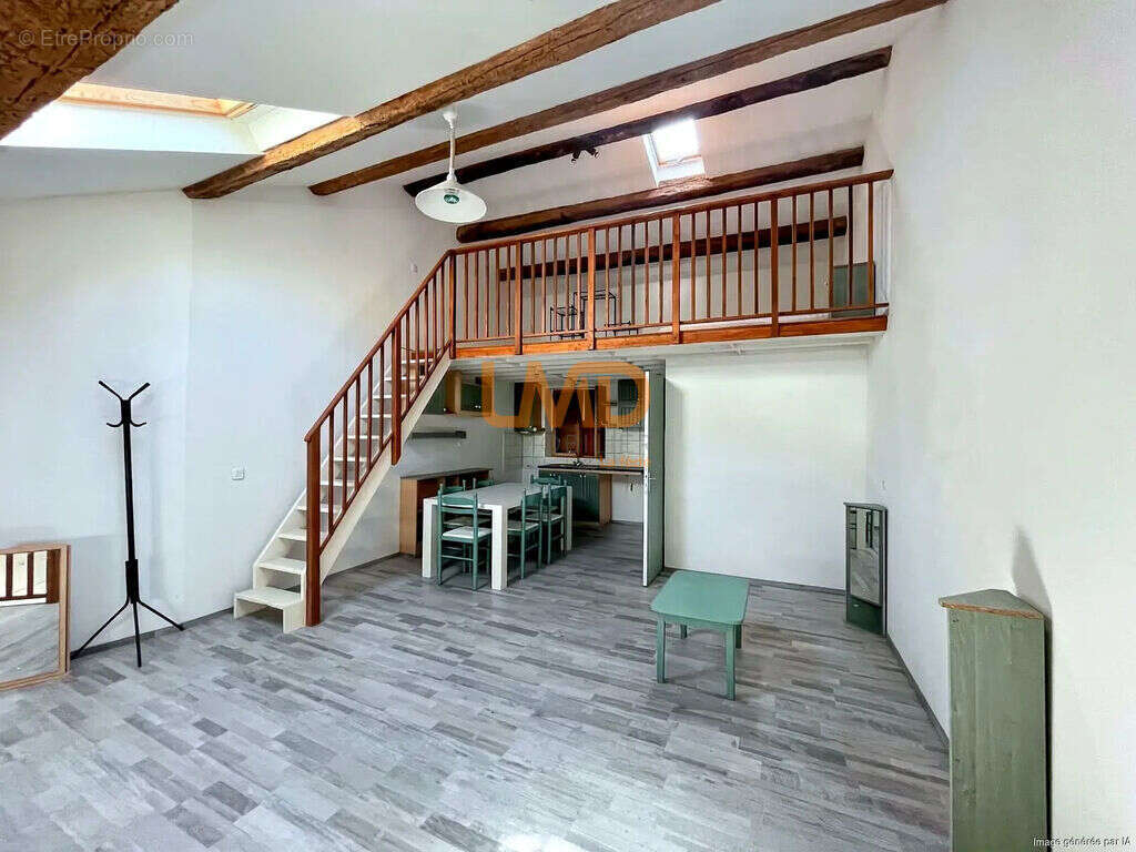 Maison à VILLENEUVE-LES-BEZIERS