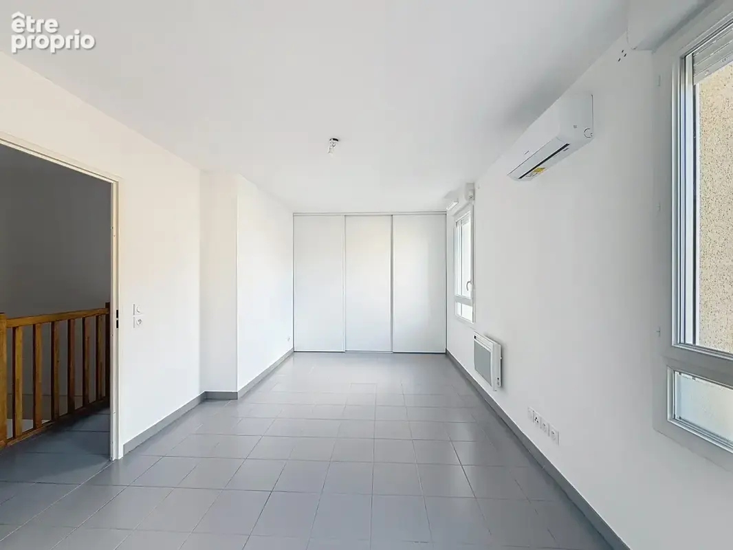 Maison avec parking et jardin - Résidence calme - photo 8